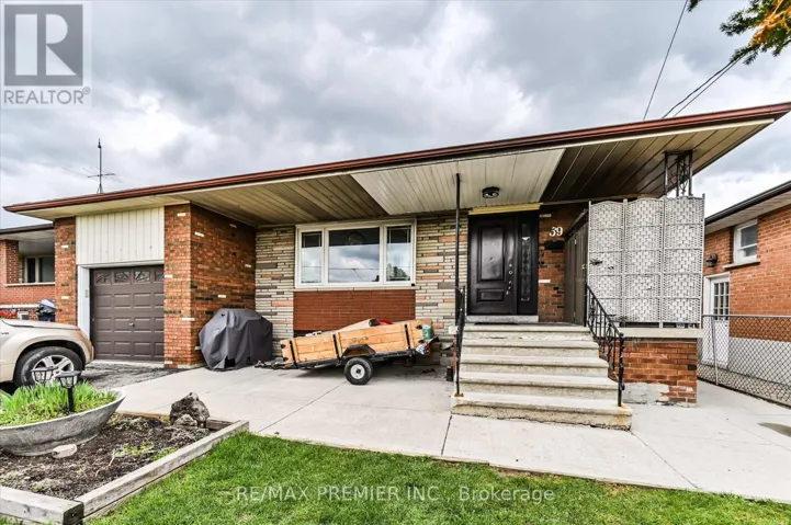 39 JOCADA ROAD, Toronto (Maple Leaf), Ontario M6L2J4