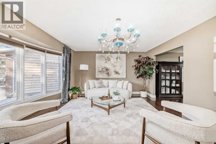 36 Varsity Estates Court NW, Calgary, Alberta T3B5B1