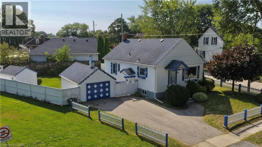 272 CARLTON Street, St. Catharines, Ontario L2N1B9