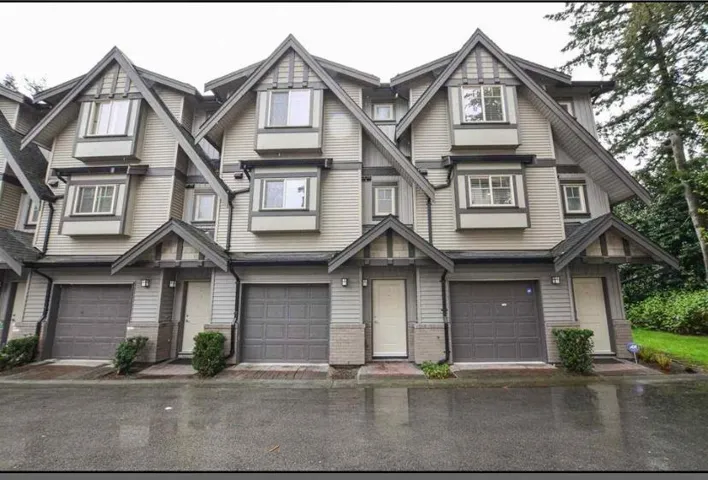 121 13368 72 AVENUE, Surrey, British Columbia V3W2N6