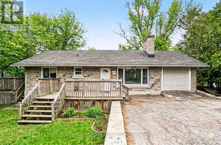 3033 RICHMOND ROAD, Ottawa, Ontario K2B6S6