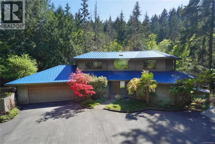 2216 North End Rd, Salt Spring, British Columbia V8K1A7