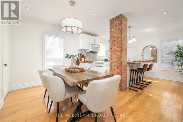 10 ELDON AVENUE, Toronto (Crescent Town), Ontario M4C5G1
