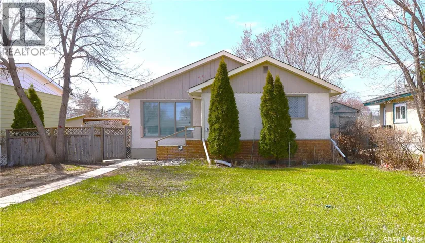 674 Robinson STREET, Regina, Saskatchewan S4T2L8