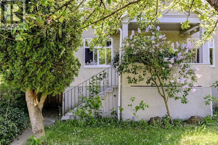 633 Prideaux St, Nanaimo, British Columbia V9R2N9
