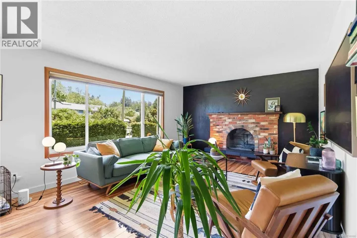 7030 Deerlepe Rd, Sooke, British Columbia V9Z0T5