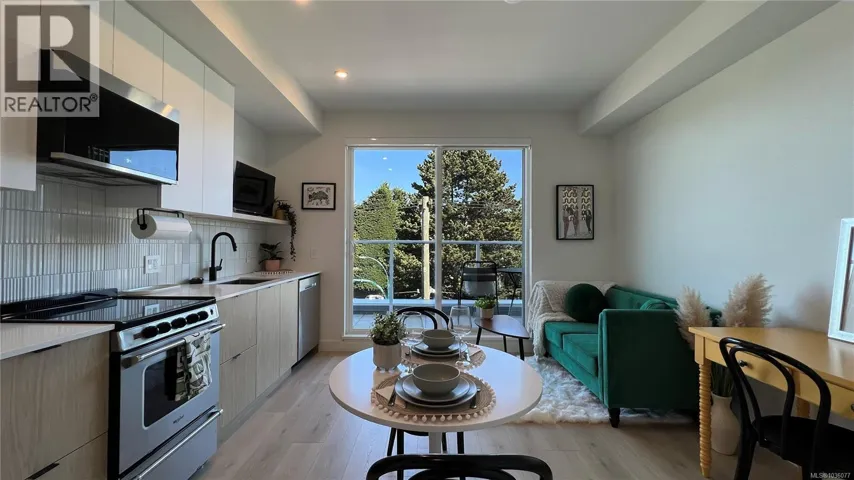 404 1301 Hillside Ave, Victoria, British Columbia V8T2B3