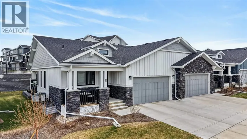 46 Crestridge Bay SW, Calgary, Alberta T3B6H2