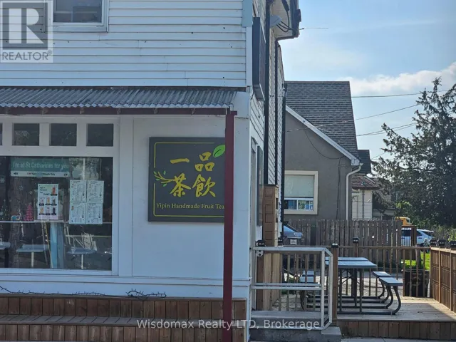 36 PELHAM ROAD, St. Catharines (Western Hill), Ontario L2S1R4