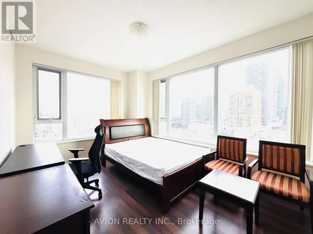 MASTERBEDROOM 702 - 68 CANTERBURY PLACE, Toronto (Willowdale West), Ontario M2N0H8