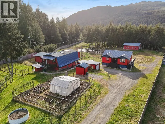 2945 Laverock Rd, Shawnigan Lake, British Columbia V8H2E4