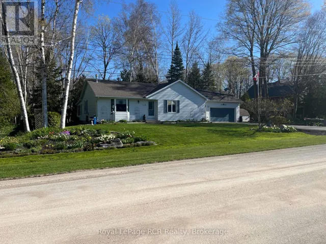 11 GRAHAM CRESCENT, South Bruce Peninsula, Ontario N0H2G0