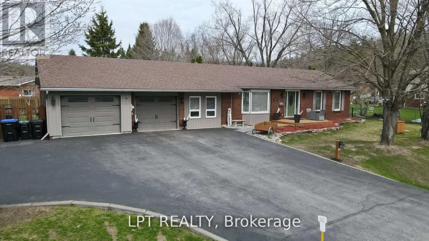 34 CEDAR CREEK ROAD, Springwater (Midhurst), Ontario L9X0P5