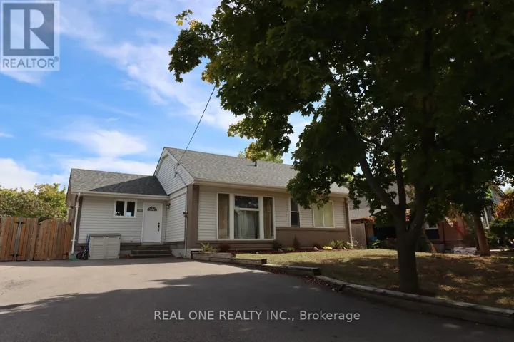 130 MAYFIELD DRIVE, Oakville (CP College Park), Ontario L6H1K7