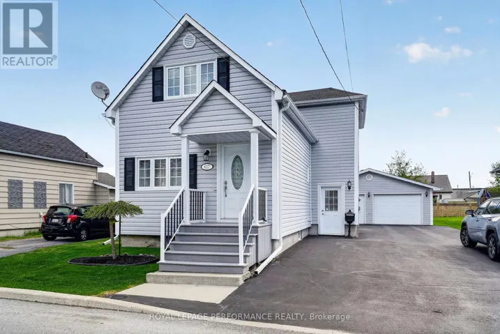 617 AUGUSTUS STREET, Cornwall, Ontario K6J3X2