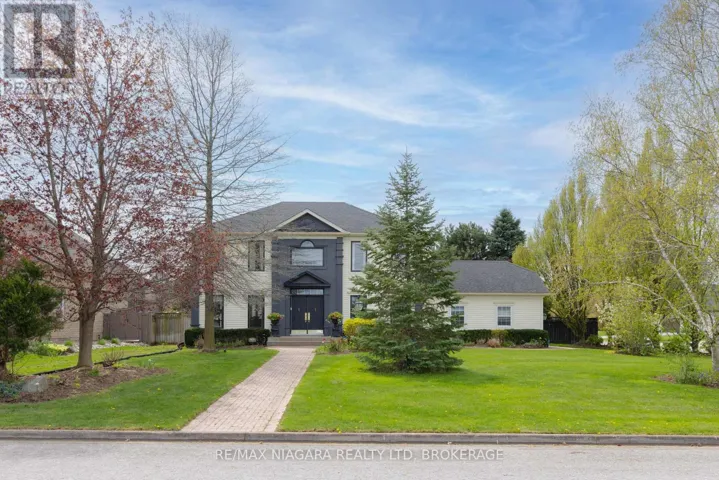 8056 CATHEDRAL DRIVE, Niagara Falls (Mt. Carmel), Ontario L2H2Z2