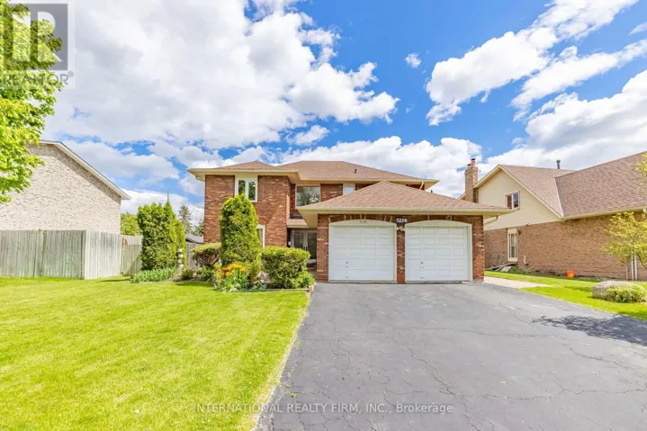 1236 FLEET STREET S, Mississauga (Sheridan), Ontario L5H3P5
