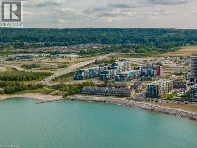 16 CONCORD Place Unit# 123, Grimsby, Ontario L3M0J1