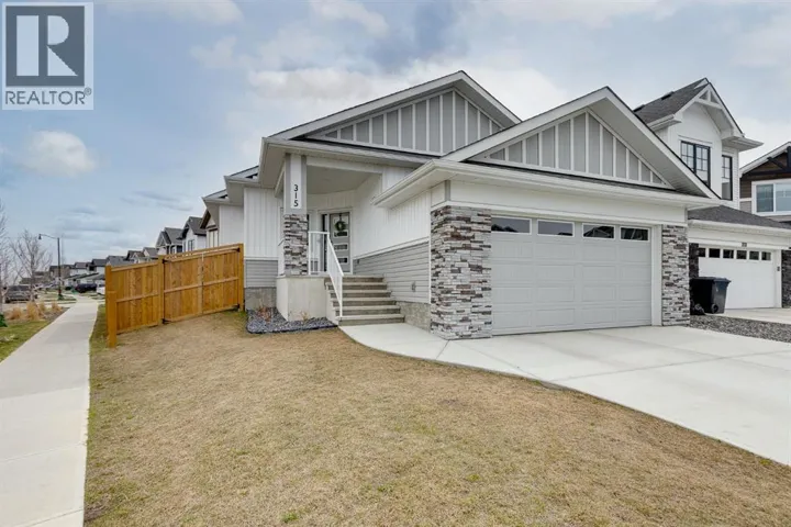 315 Monterey Place SE, High River, Alberta T1V0H6