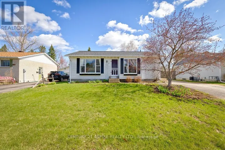62 HERMAN STREET, Petawawa, Ontario K8H1W2