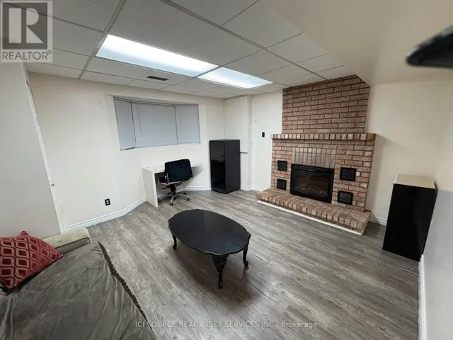 LOWER - 23 BROADBRIDGE DRIVE, Toronto (Rouge), Ontario M1C3K5