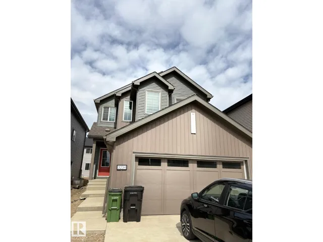 3234 DIXON WY SW, Edmonton, Alberta T6W4S9