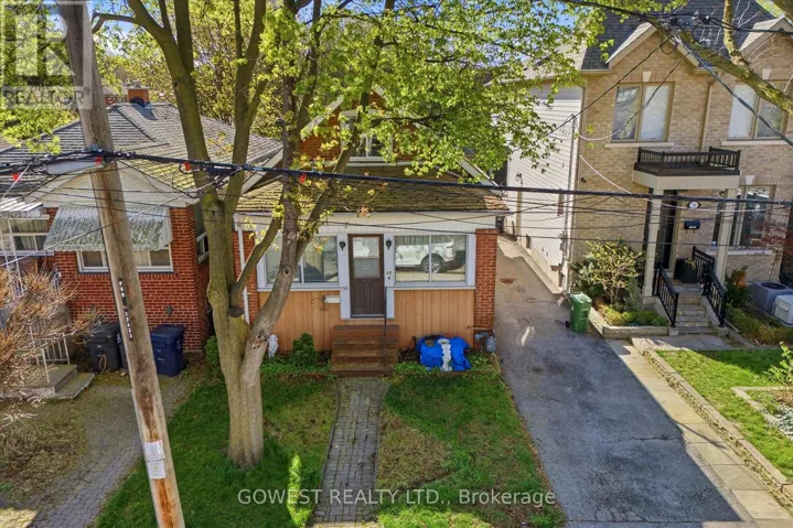 60 WARREN CRESCENT, Toronto (Lambton Baby Point), Ontario M6S4S2