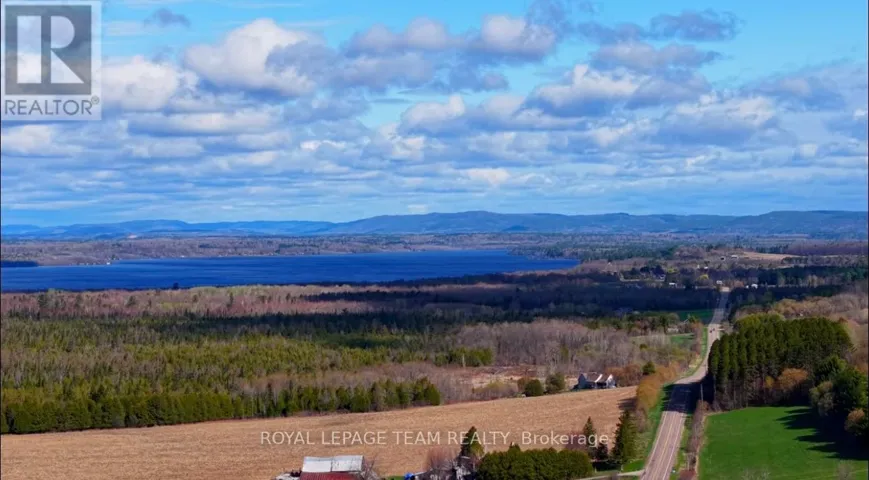 000 LOOKOUT ROAD, Whitewater Region, Ontario K0J2L0