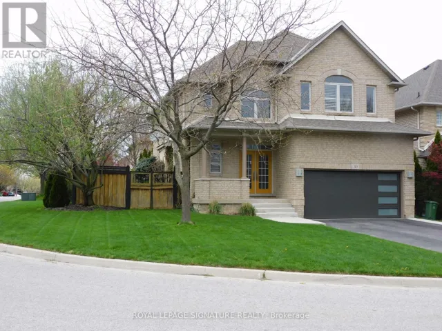 30 WALCOTTE AVENUE, Hamilton (Meadowlands), Ontario L9K1M8