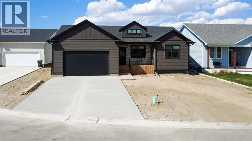 306 Bridge Crossing Close, Raymond, Alberta T0K2S0