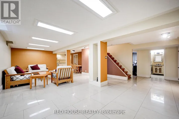 BSMT - 4450 MAYFLOWER DRIVE, Mississauga (Hurontario), Ontario L5R1S6