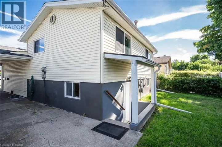 66 BELWOOD Crescent Unit# Lower, Kitchener, Ontario N2C1Z3