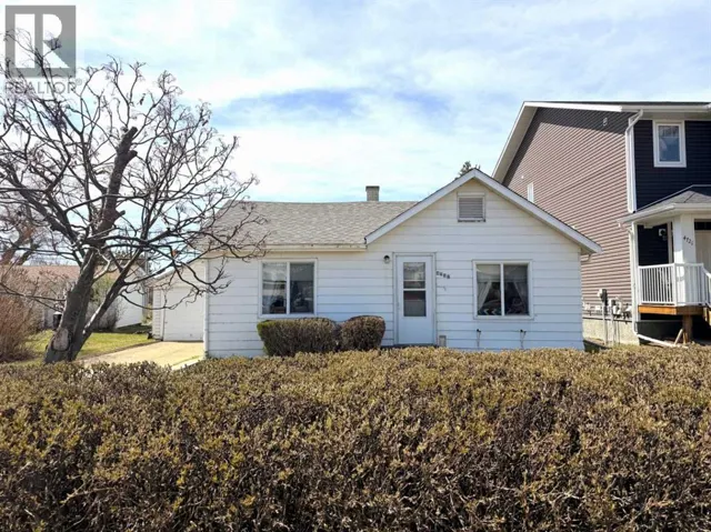 4717 49a Avenue, Lacombe, Alberta T4L1N4
