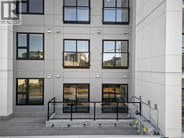 204 777 Station Ave, Langford, British Columbia V9B2S1