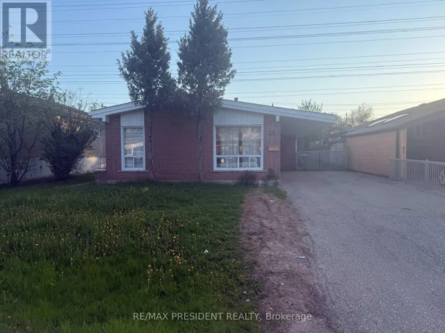 UPPER - 45 ELMVALE CRESCENT, Toronto (West Humber-Clairville), Ontario M9V2B8