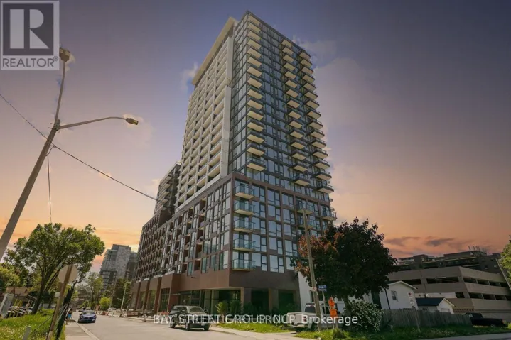 2021 - 25 KINGSBRIDGE GARDEN CIRCLE, Mississauga (Hurontario), Ontario L5R4B1