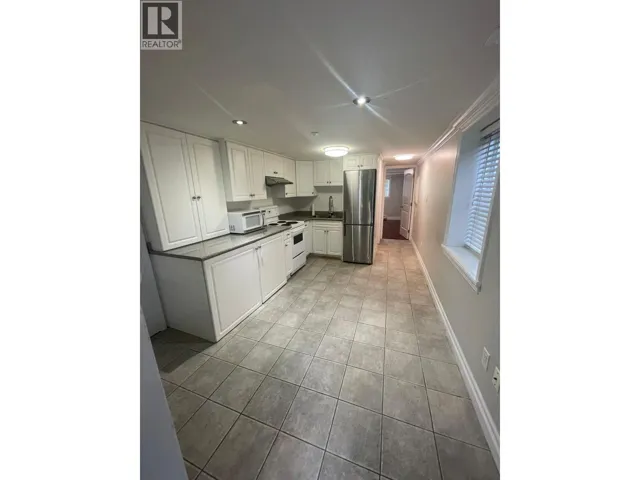 4585 COMMERCIAL STREET, Vancouver, British Columbia V3N4G8