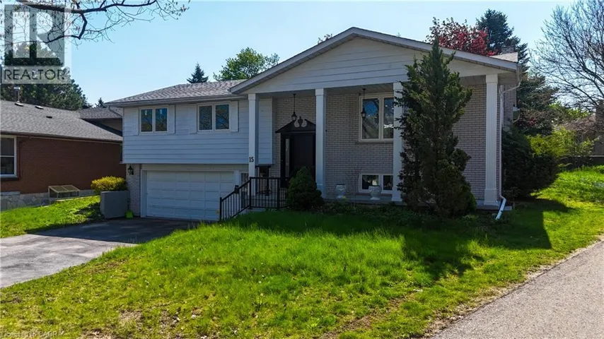 15 WESTCHESTER Place Unit# UPPER, Kitchener, Ontario N2B3M6
