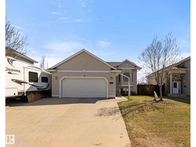 4105 75 ST, Camrose, Alberta T4V3W4