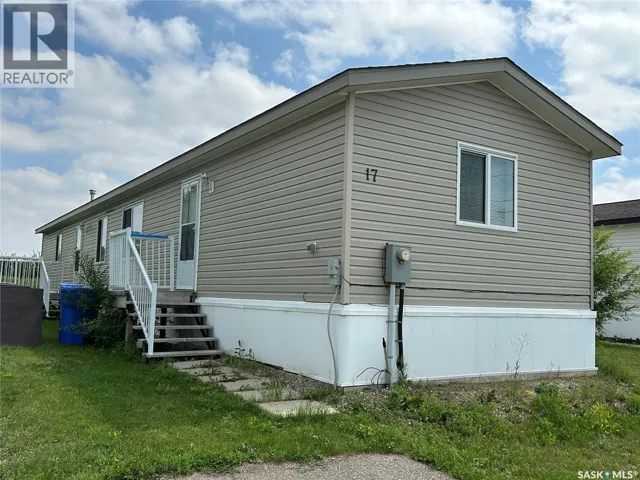 17 2004 Alice ROAD, Estevan, Saskatchewan S4A3A7