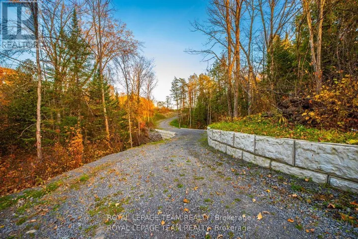1201 DUNNING ROAD, Ottawa, Ontario K4C1P6