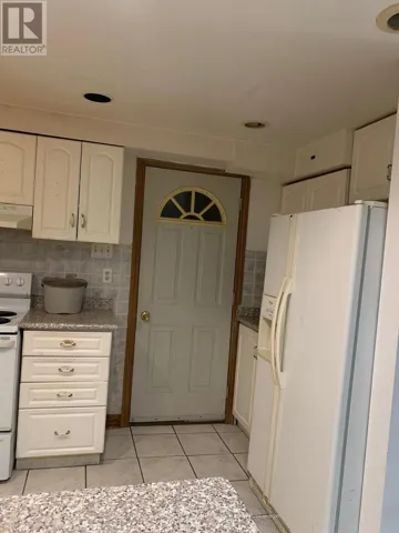 6079 TILLSDOWN DRIVE, Mississauga (East Credit), Ontario L5N4P1