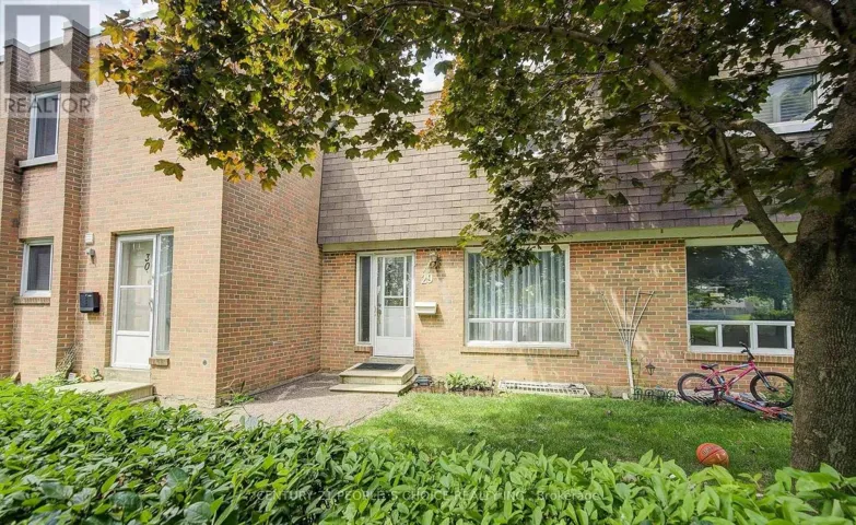 29 - 1730 ALBION ROAD, Toronto (West Humber-Clairville), Ontario M9V1C1