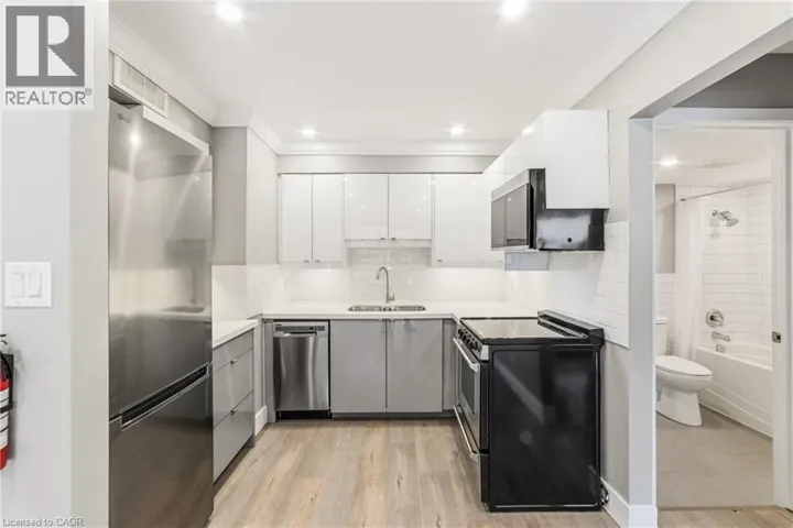 700 LAWRENCE Road Unit# 102, Hamilton, Ontario L8K1Z5