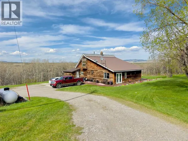 2127 TWP Rd 7-3A, Lundbreck, Alberta T0K1H0
