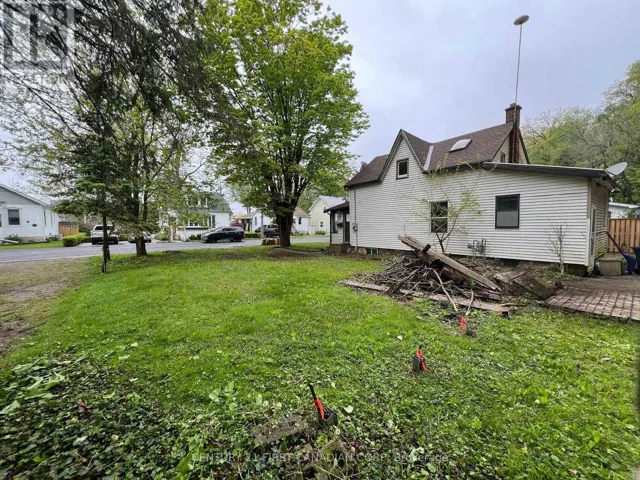 205 ORCHARD STREET, Central Elgin (Port Stanley), Ontario N5L1C4
