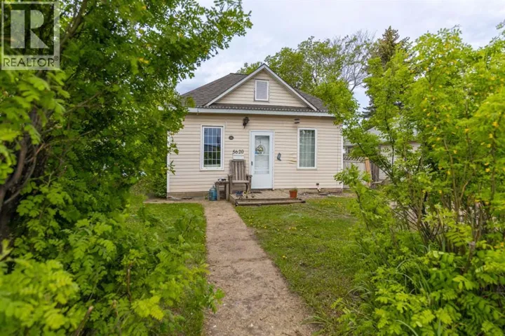 5620 49 Street, Lloydminster, Saskatchewan S9V0E5