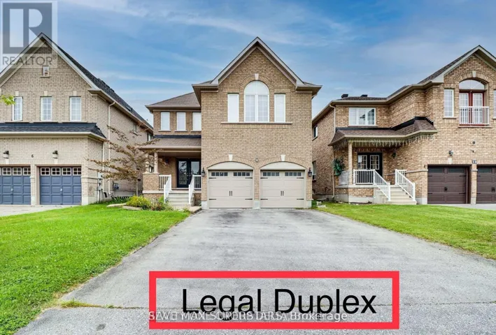 8 CHARLEMAGNE AVENUE, Barrie (Innis-Shore), Ontario L4M0A9