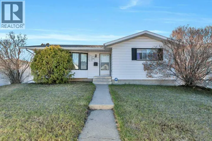 14 Glendale Boulevard, Red Deer, Alberta T4P2P3