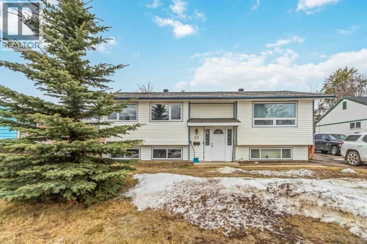23 Clark Crescent, Fort McMurray, Alberta T9H1M8